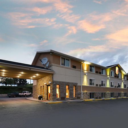 Super 8 By Wyndham Minot Airport Hotel Kültér fotó
