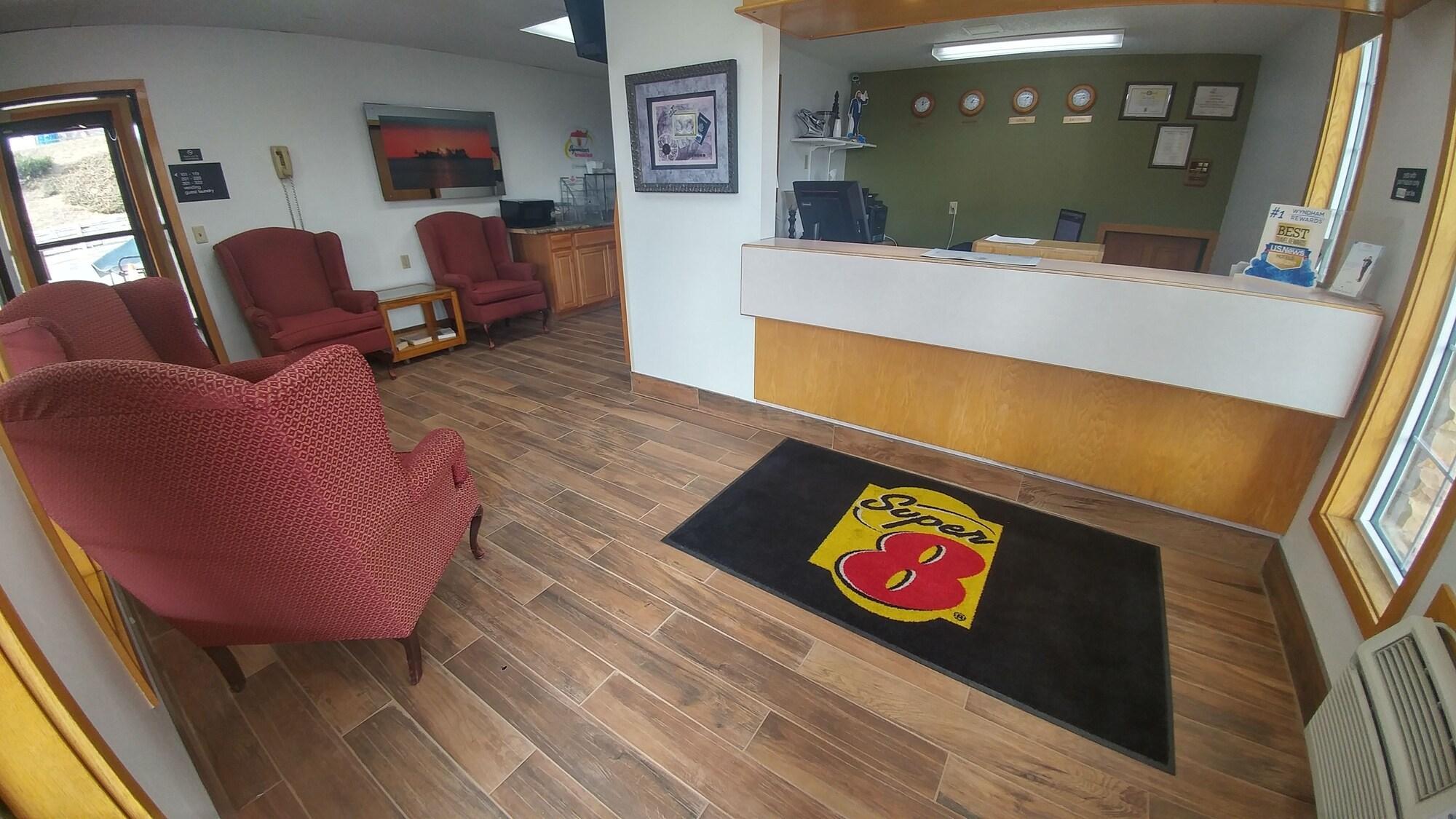Super 8 By Wyndham Minot Airport Hotel Kültér fotó