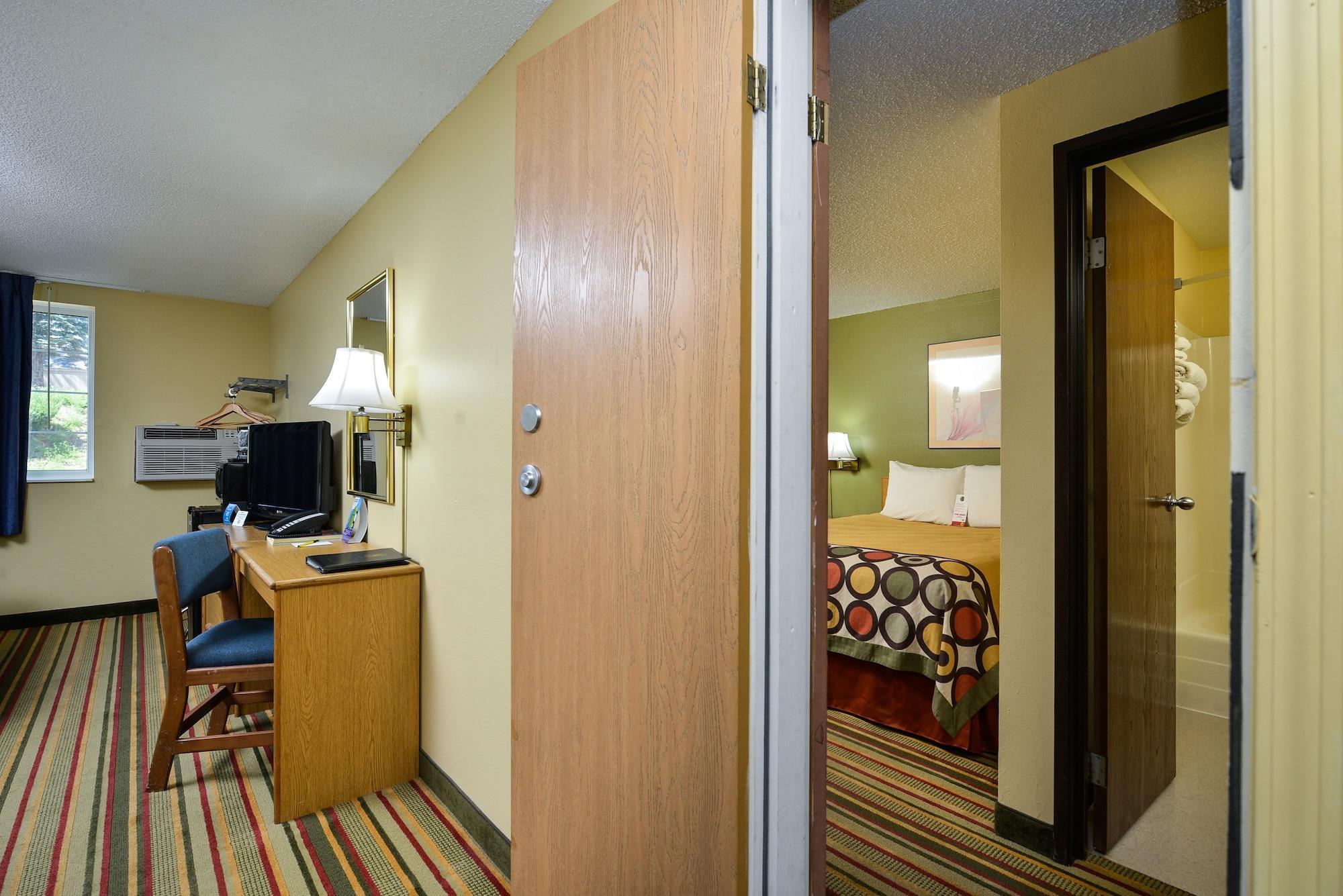 Super 8 By Wyndham Minot Airport Hotel Kültér fotó